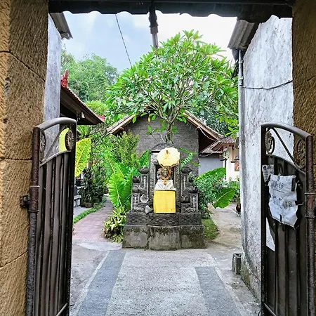 Ngesil Private Joglo & Pool By Aligna Hospitality