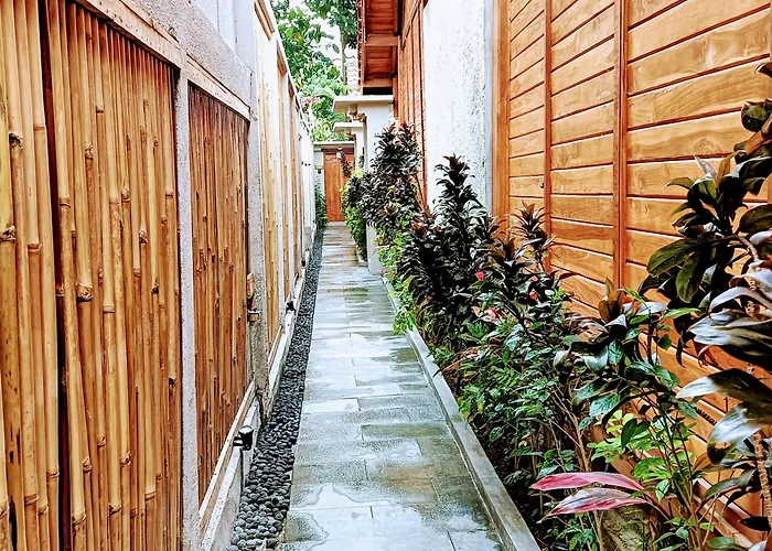 Ngesil Private Joglo & Pool By Aligna Hospitality 3*