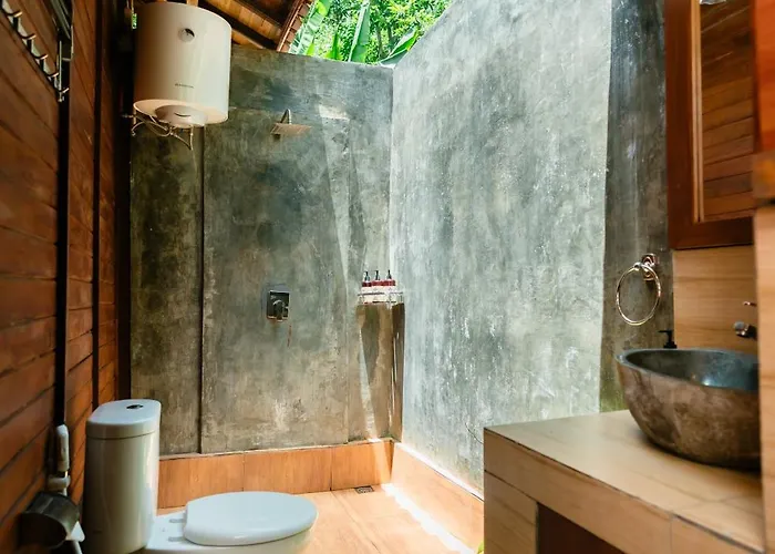 Ngesil Private Joglo & Pool By Aligna Hospitality 3*