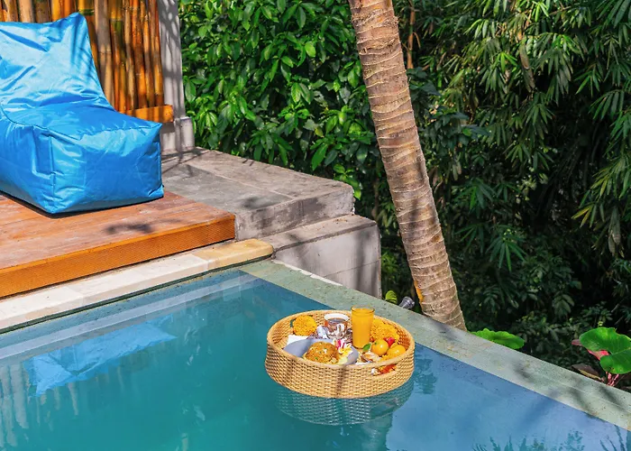 Pensión Ngesil Private Joglo & Pool By Aligna Hospitality