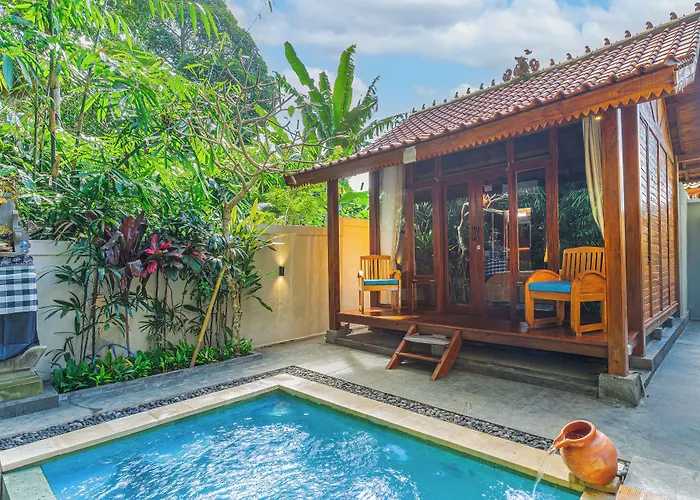 Ngesil Private Joglo & Pool By Aligna Hospitality