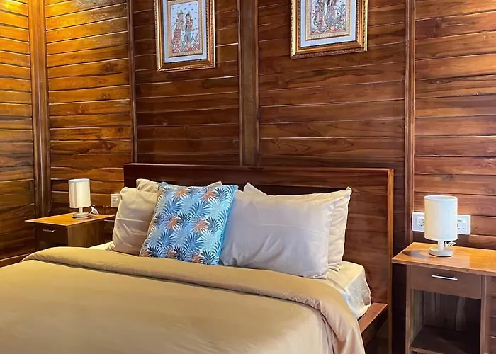 Ngesil Private Joglo & Pool By Aligna Hospitality Ubud